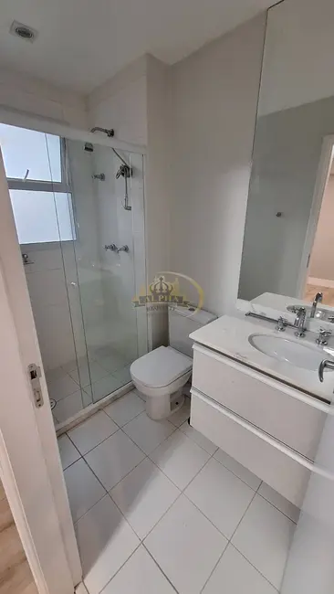Apartamento com 3 quartos para alugar, 200m2 em Barueri - SP - imagem 9 Foto 9 de Apartamento com 3 quartos para alugar, 200m2 em Barueri - SP