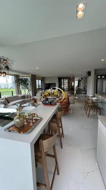 Apartamento com 3 quartos à venda, 142m2 em Alphagran Alphaville, Barueri - SP - imagem 4 Foto 4 de Apartamento com 3 quartos à venda, 142m2 em Alphagran Alphaville, Barueri - SP