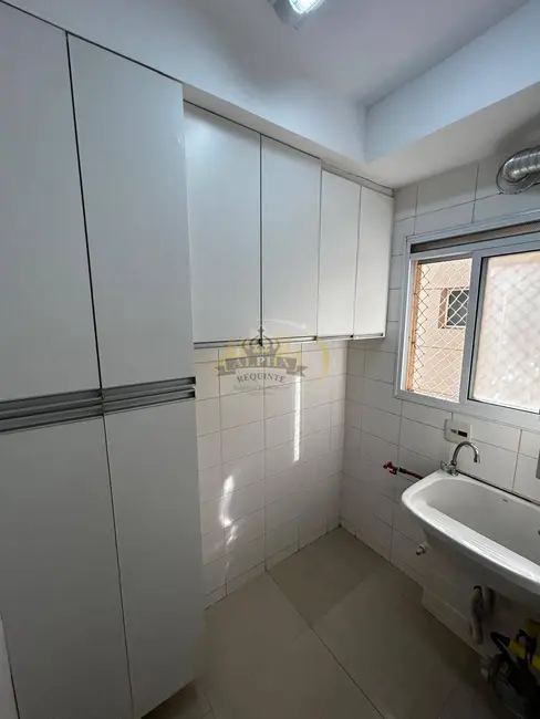 Foto 8 de Apartamento com 3 quartos para alugar, 85m2 em Jardim Tupanci, Barueri - SP