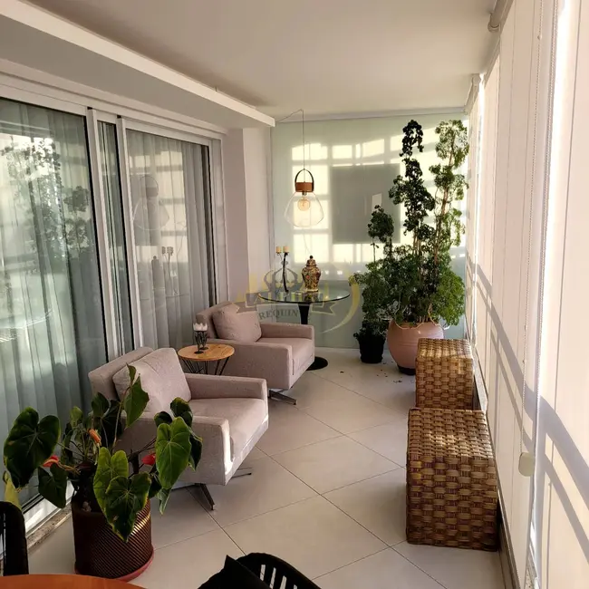 Apartamento com 3 quartos à venda, 196m2 em Barueri - SP - imagem 8 Foto 8 de Apartamento com 3 quartos à venda, 196m2 em Barueri - SP