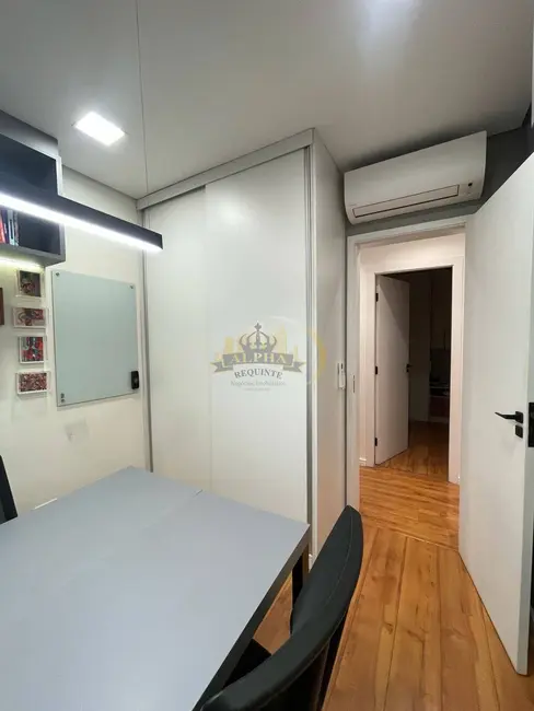 Apartamento com 3 quartos à venda, 70m2 em Jardim Tupanci, Barueri - SP - imagem 8 Foto 8 de Apartamento com 3 quartos à venda, 70m2 em Jardim Tupanci, Barueri - SP