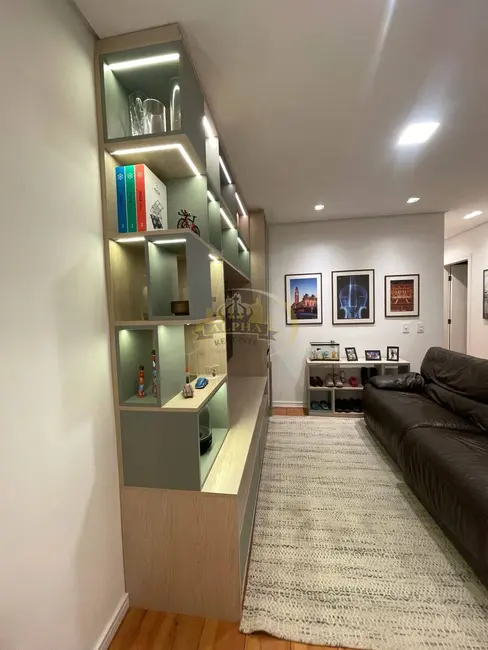 Apartamento com 3 quartos à venda, 70m2 em Jardim Tupanci, Barueri - SP - imagem 4 Foto 4 de Apartamento com 3 quartos à venda, 70m2 em Jardim Tupanci, Barueri - SP