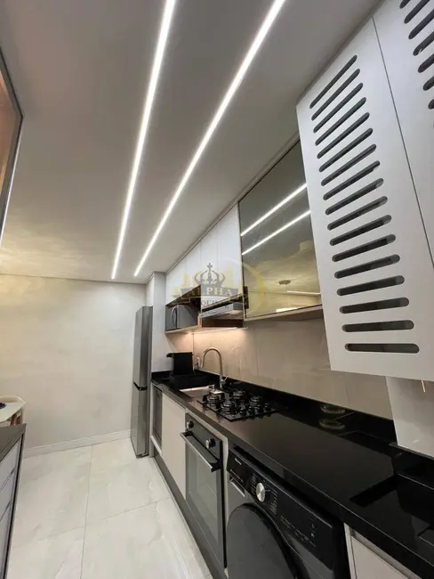 Foto 4 de Apartamento à venda, 60m2 em Vila Londrina Votupoca, Barueri - SP