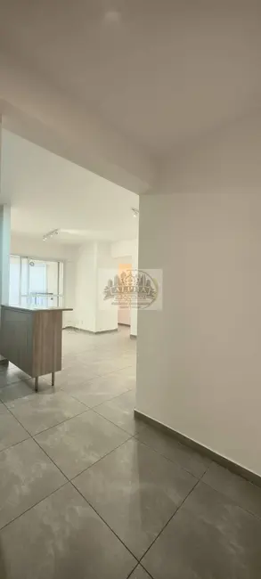 Foto 2 de Apartamento com 2 quartos para alugar, 65m2 em Alphaville Empresarial, Barueri - SP