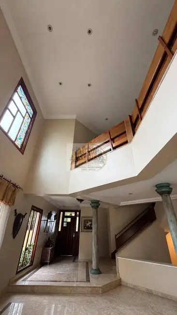 Casa de Condomínio com 4 quartos à venda e para alugar, 522m2 em Barueri - SP - imagem 3 Foto 3 de Casa de Condomínio com 4 quartos à venda e para alugar, 522m2 em Barueri - SP