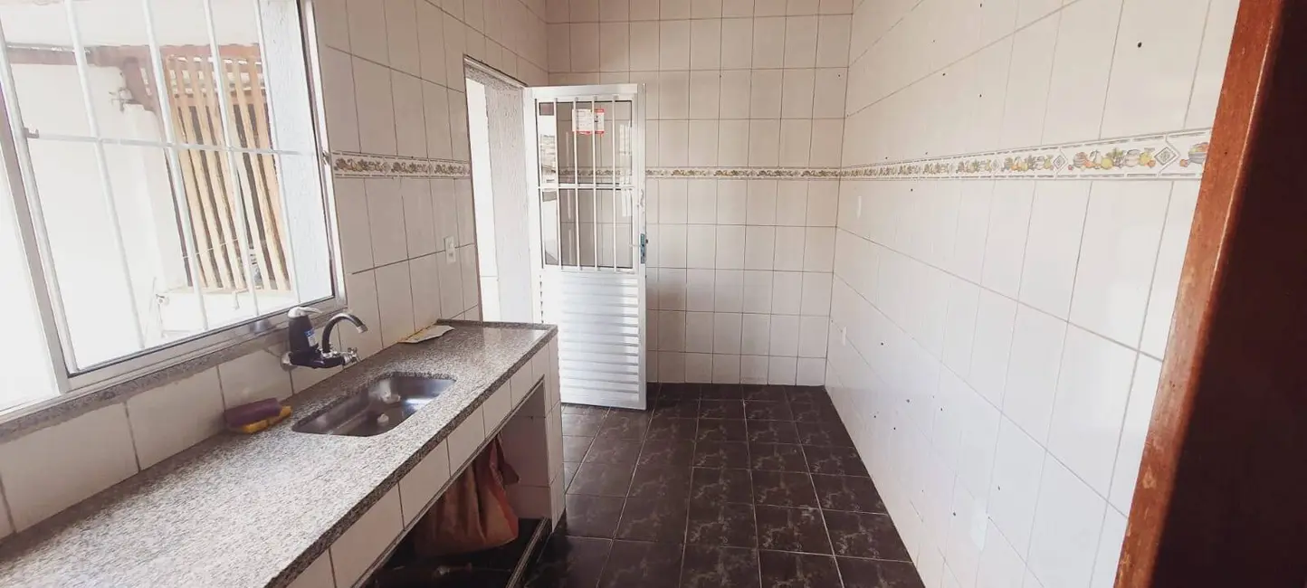 Foto 6 de Casa com 3 quartos à venda em Mantiqueira, Belo Horizonte - MG