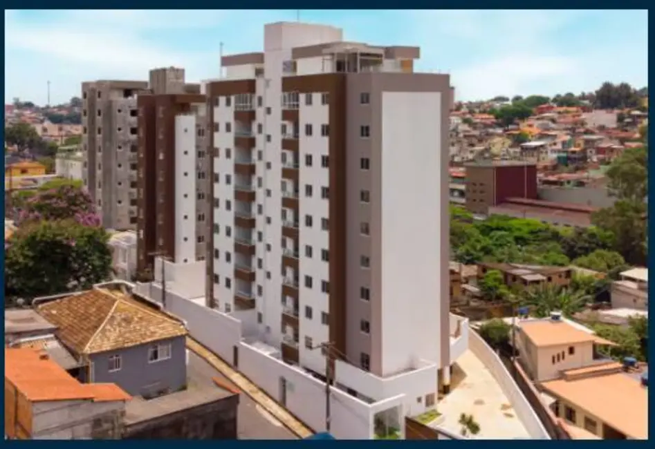 Cobertura com 3 quartos à venda, 144m2 em João Pinheiro, Belo Horizonte - MG - imagem 1 Foto 1 de Cobertura com 3 quartos à venda, 144m2 em João Pinheiro, Belo Horizonte - MG