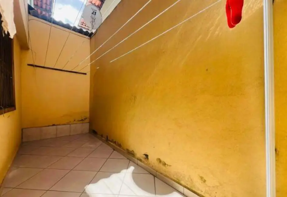 Casa com 4 quartos à venda, 260m2 em Santa Amélia, Belo Horizonte - MG - imagem 3 Foto 3 de Casa com 4 quartos à venda, 260m2 em Santa Amélia, Belo Horizonte - MG