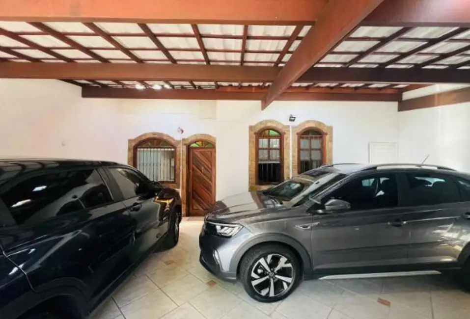 Casa com 4 quartos à venda, 260m2 em Santa Amélia, Belo Horizonte - MG - imagem 2 Foto 2 de Casa com 4 quartos à venda, 260m2 em Santa Amélia, Belo Horizonte - MG