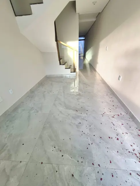 Foto 2 de Casa com 2 quartos à venda em Candelária, Belo Horizonte - MG