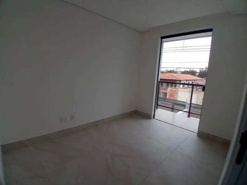 Casa com 3 quartos à venda em Planalto, Belo Horizonte - MG - imagem 7 Foto 7 de Casa com 3 quartos à venda em Planalto, Belo Horizonte - MG