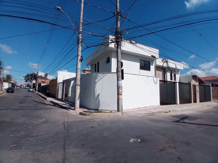 Foto 2 de Casa com 3 quartos à venda, 95m2 em Planalto, Belo Horizonte - MG