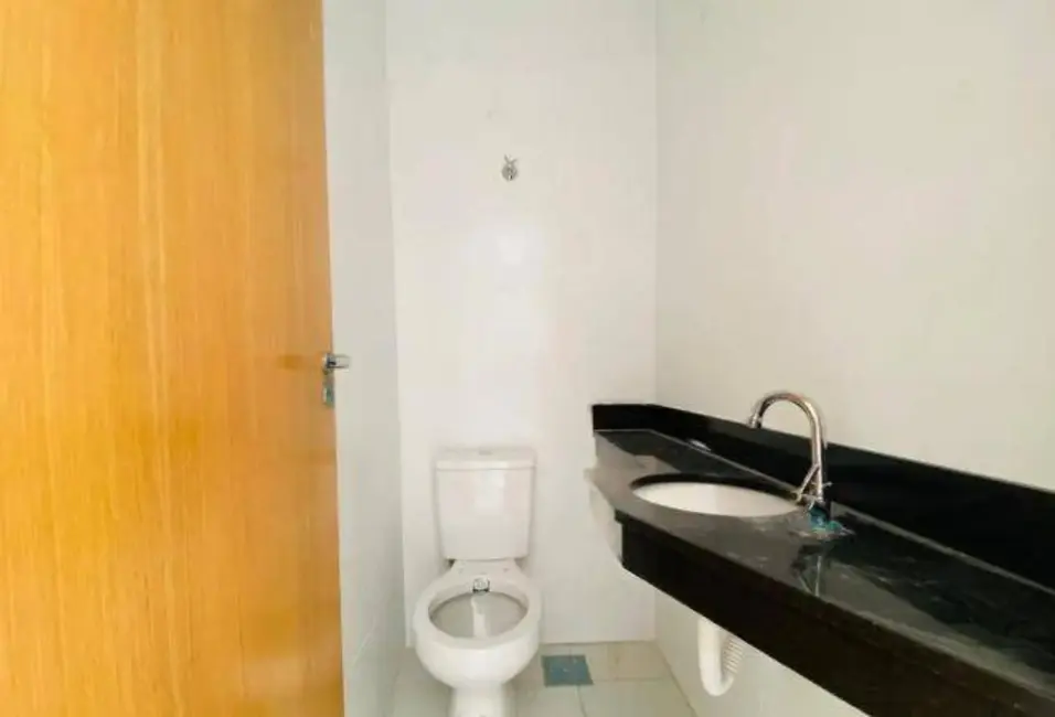 Foto 4 de Casa com 2 quartos à venda em Jardim Guanabara, Belo Horizonte - MG