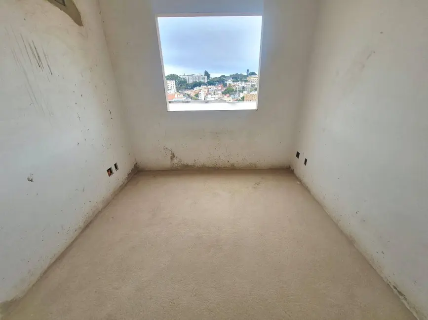 Casa com 4 quartos à venda, 170m2 em Santa Amélia, Belo Horizonte - MG - imagem 3 Foto 3 de Casa com 4 quartos à venda, 170m2 em Santa Amélia, Belo Horizonte - MG
