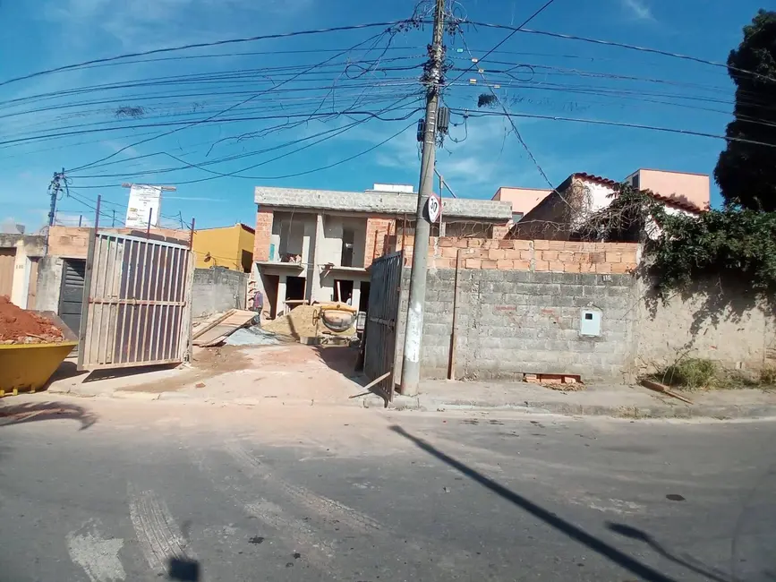 Foto 1 de Casa com 2 quartos à venda em Jardim Leblon, Belo Horizonte - MG