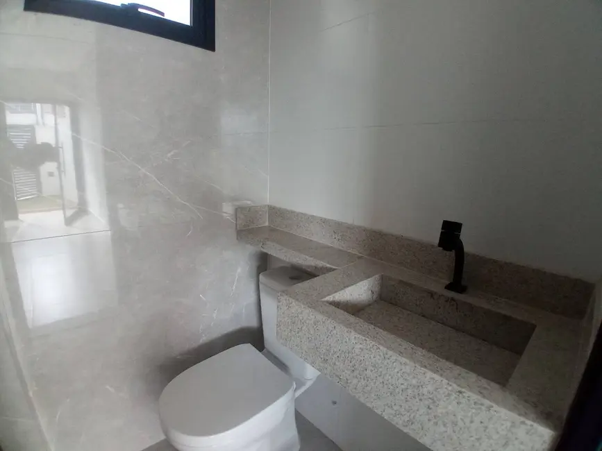 Foto 4 de Casa com 3 quartos à venda, 127m2 em Itapoã, Belo Horizonte - MG