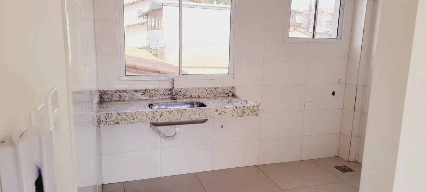 Foto 4 de Apartamento com 2 quartos à venda em Santa Mônica, Belo Horizonte - MG