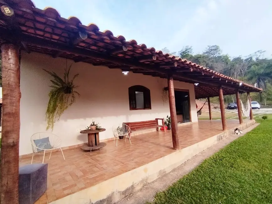 Casa de Condomínio com 3 quartos à venda, 2400m2 em Condomínio Vale do Ouro, Ribeirao Das Neves - MG - imagem 9 Foto 9 de Casa de Condomínio com 3 quartos à venda, 2400m2 em Condomínio Vale do Ouro, Ribeirao Das Neves - MG