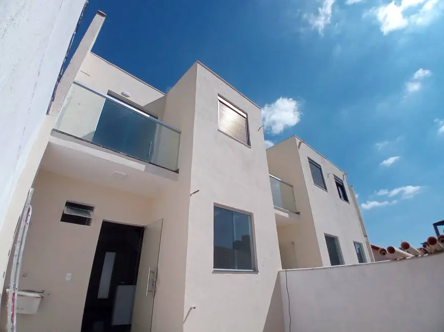 Casa com 3 quartos à venda, 20m2 em Santa Branca, Belo Horizonte - MG - imagem 1 Foto 1 de Casa com 3 quartos à venda, 20m2 em Santa Branca, Belo Horizonte - MG