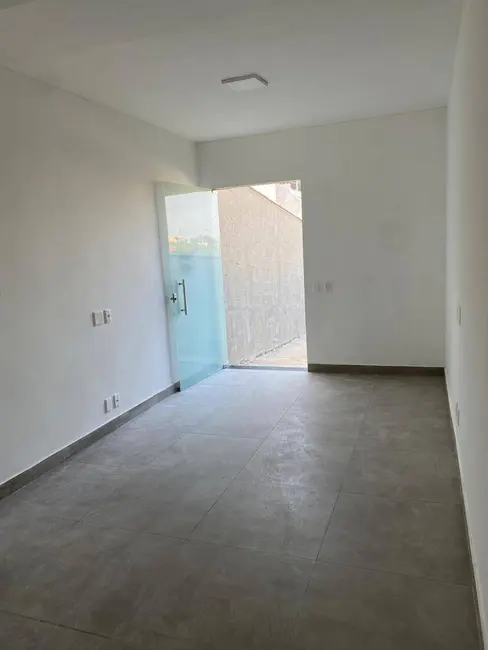 Foto 1 de Casa com 2 quartos à venda em Canaã, Belo Horizonte - MG