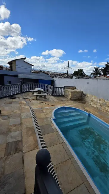 Casa com 2 quartos à venda, 360m2 em Copacabana, Belo Horizonte - MG - imagem 5 Foto 5 de Casa com 2 quartos à venda, 360m2 em Copacabana, Belo Horizonte - MG
