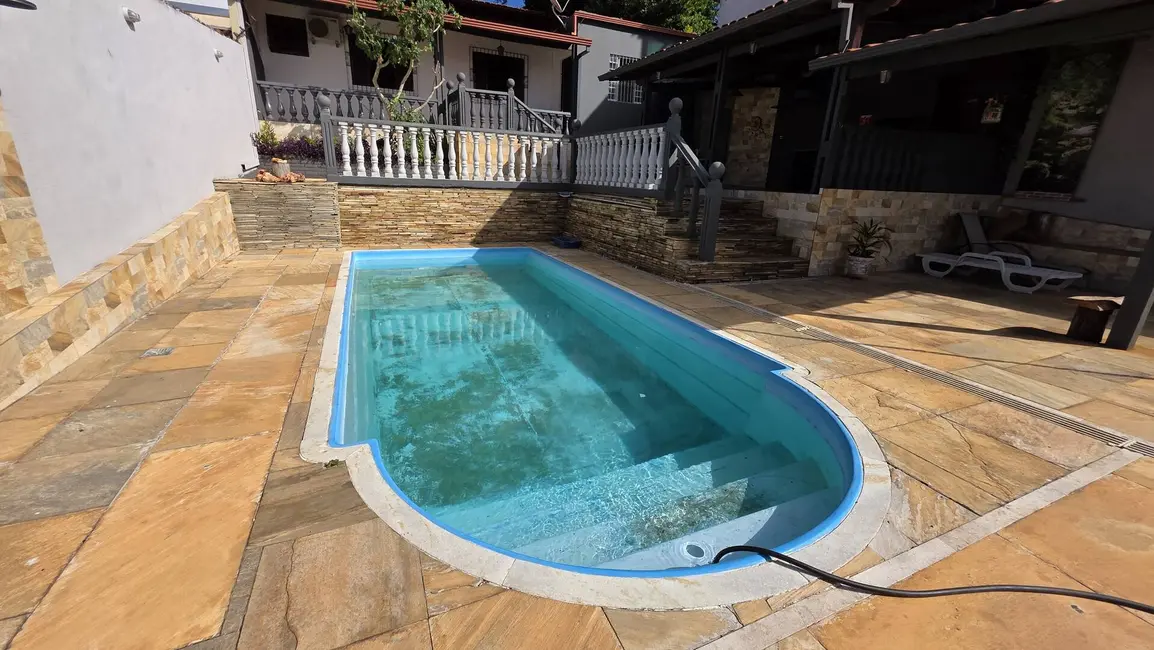 Casa com 2 quartos à venda, 360m2 em Copacabana, Belo Horizonte - MG - imagem 2 Foto 2 de Casa com 2 quartos à venda, 360m2 em Copacabana, Belo Horizonte - MG