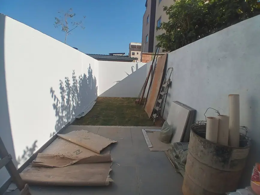 Casa com 2 quartos à venda, 119m2 em Jardim Leblon, Belo Horizonte - MG - imagem 6 Foto 6 de Casa com 2 quartos à venda, 119m2 em Jardim Leblon, Belo Horizonte - MG