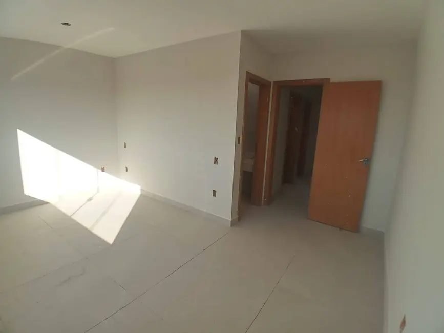 Foto 8 de Casa com 3 quartos à venda, 160m2 em Santa Amélia, Belo Horizonte - MG