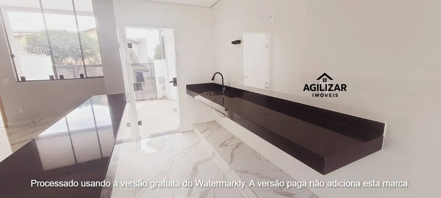 Casa com 3 quartos à venda em Rio Branco, Belo Horizonte - MG - imagem 7 Foto 7 de Casa com 3 quartos à venda em Rio Branco, Belo Horizonte - MG