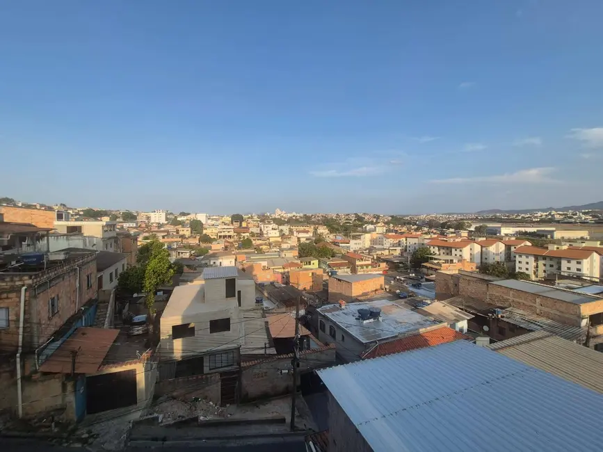 Apartamento com 2 quartos à venda, 45m2 em São Tomáz, Belo Horizonte - MG - imagem 5 Foto 5 de Apartamento com 2 quartos à venda, 45m2 em São Tomáz, Belo Horizonte - MG