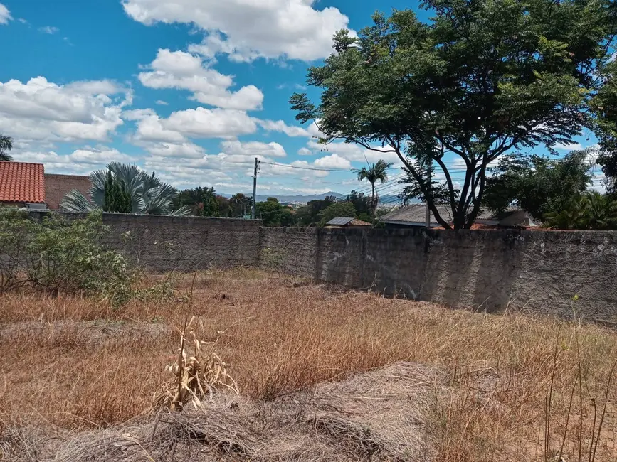 Foto 1 de Terreno / Lote à venda, 630m2 em Trevo, Belo Horizonte - MG