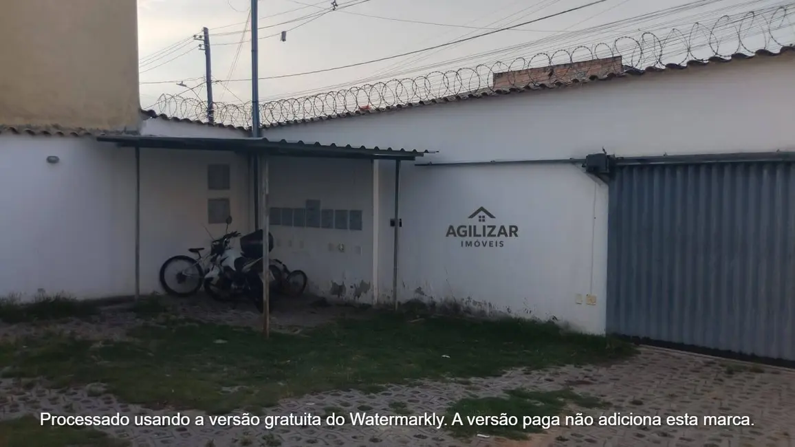 Casa com 2 quartos à venda, 67m2 em São Cosme de Baixo (São Benedito), Santa Luzia - MG - imagem 2 Foto 2 de Casa com 2 quartos à venda, 67m2 em São Cosme de Baixo (São Benedito), Santa Luzia - MG