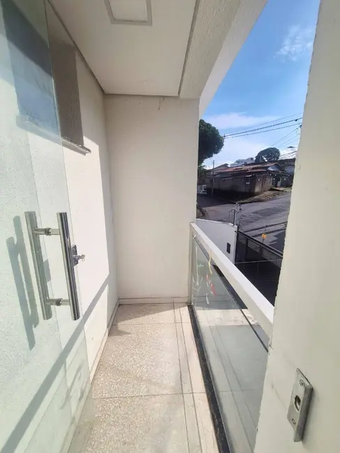 Foto 2 de Casa com 3 quartos à venda, 125m2 em Santa Amélia, Belo Horizonte - MG