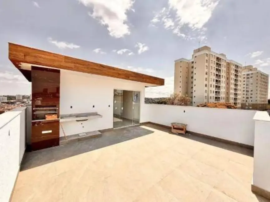 Foto 4 de Cobertura com 2 quartos à venda, 92m2 em Candelária, Belo Horizonte - MG