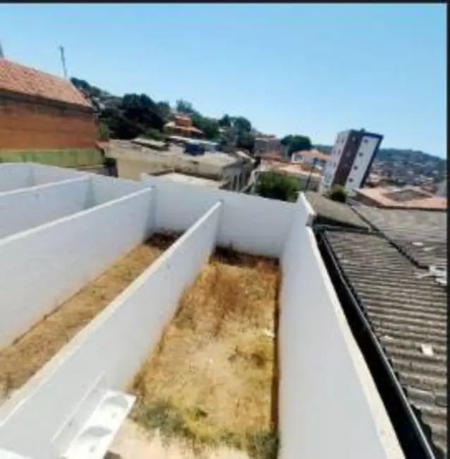 Casa com 2 quartos à venda em Jardim dos Comerciários (Venda Nova), Belo Horizonte - MG - imagem 4 Foto 4 de Casa com 2 quartos à venda em Jardim dos Comerciários (Venda Nova), Belo Horizonte - MG
