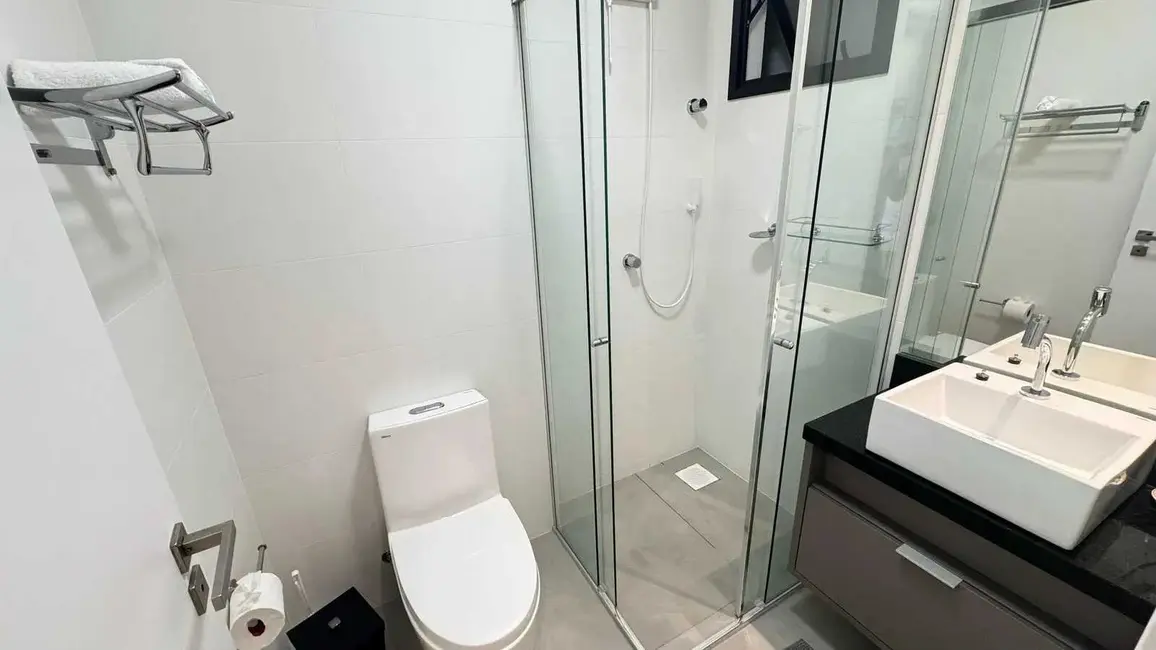 Apartamento com 1 quarto à venda, 40m2 em Meia Praia, Itapema - SC - imagem 8 Foto 8 de Apartamento com 1 quarto à venda, 40m2 em Meia Praia, Itapema - SC