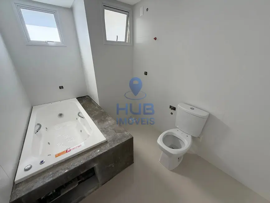 Apartamento com 4 quartos à venda, 190m2 em Meia Praia, Itapema - SC - imagem 2 Foto 2 de Apartamento com 4 quartos à venda, 190m2 em Meia Praia, Itapema - SC