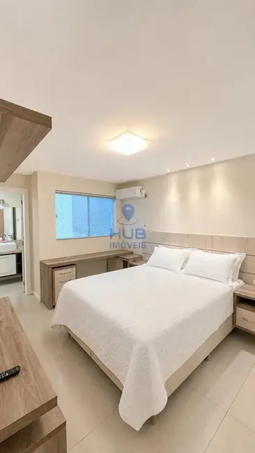 Foto 2 de Apartamento com 2 quartos à venda, 81m2 em Meia Praia, Itapema - SC