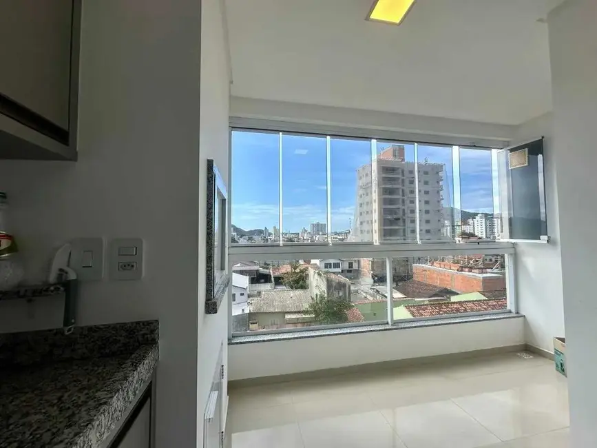 Foto 9 de Apartamento com 2 quartos à venda, 70m2 em Gravatá, Navegantes - SC