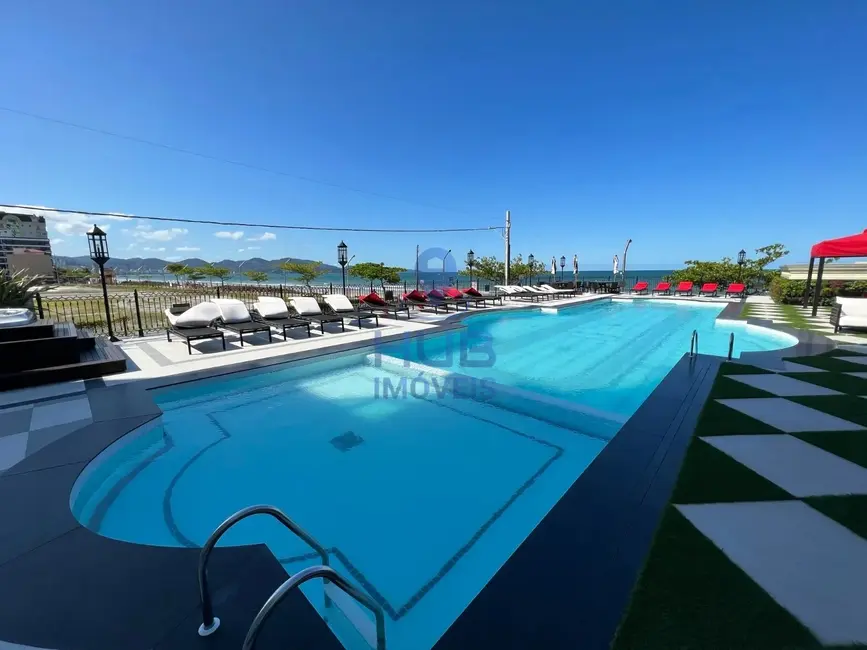 Apartamento com 4 quartos à venda, 180m2 em Meia Praia, Itapema - SC - imagem 9 Foto 9 de Apartamento com 4 quartos à venda, 180m2 em Meia Praia, Itapema - SC