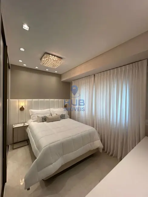 Apartamento com 4 quartos à venda, 180m2 em Meia Praia, Itapema - SC - imagem 1 Foto 1 de Apartamento com 4 quartos à venda, 180m2 em Meia Praia, Itapema - SC