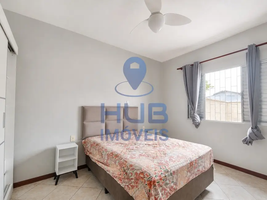 Casa com 2 quartos à venda, 110m2 em Campeche, Florianopolis - SC - imagem 5 Foto 5 de Casa com 2 quartos à venda, 110m2 em Campeche, Florianopolis - SC