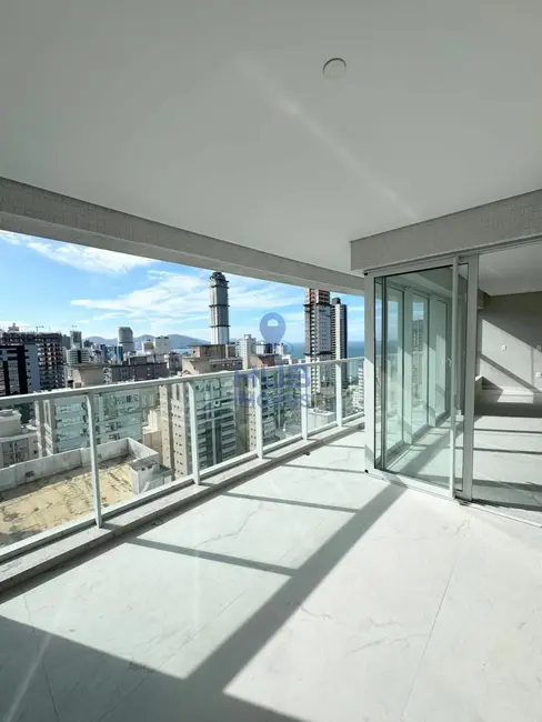 Foto 4 de Apartamento com 3 quartos à venda em Meia Praia, Itapema - SC