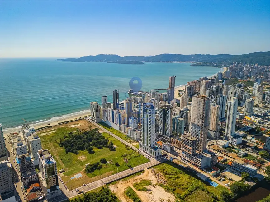 Foto 3 de Apartamento com 4 quartos à venda, 183m2 em Meia Praia, Itapema - SC
