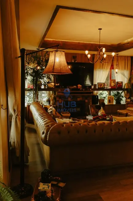 Foto 6 de Casa com 4 quartos à venda, 510m2 em Gramado - RS