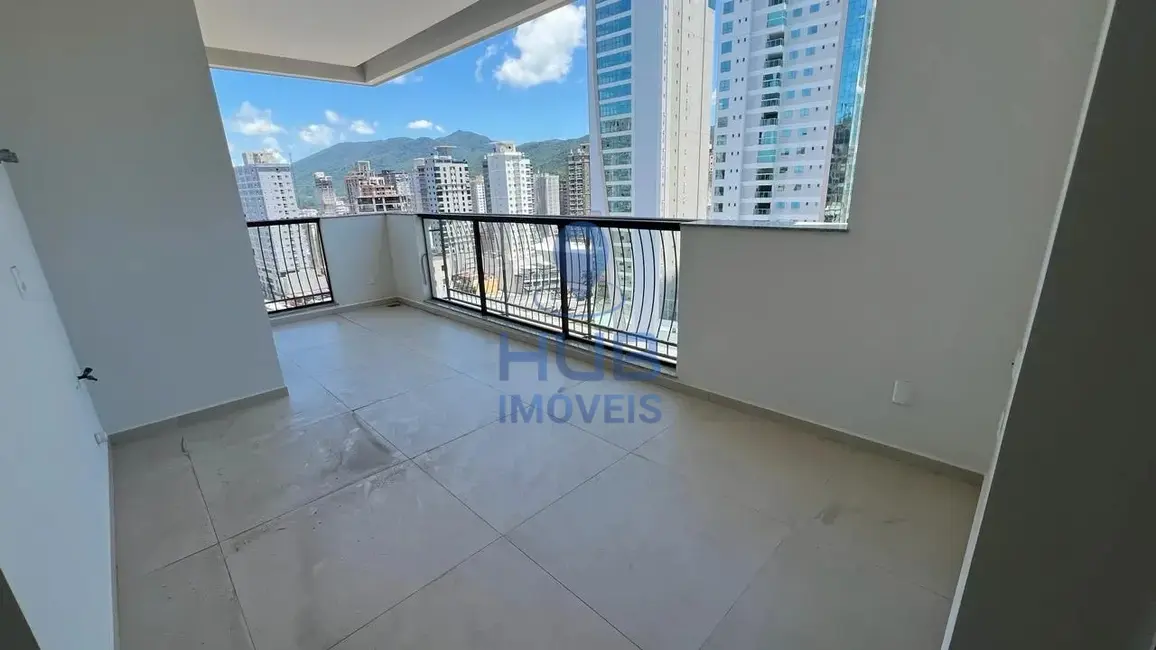 Foto 2 de Apartamento com 4 quartos à venda, 190m2 em Meia Praia, Itapema - SC