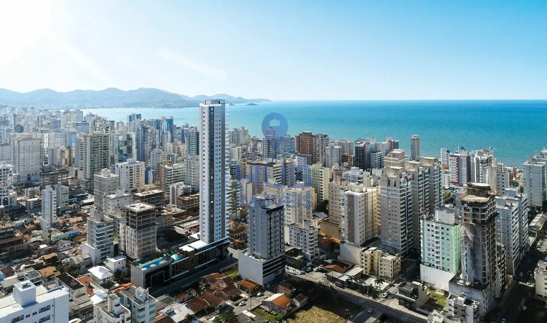 Foto 3 de Apartamento com 3 quartos à venda em Meia Praia, Itapema - SC