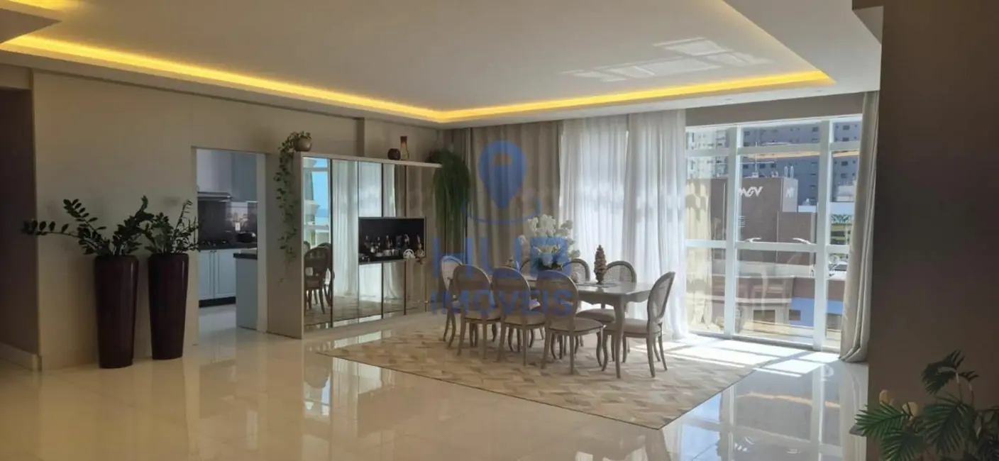 Foto 3 de Apartamento com 4 quartos à venda, 357m2 em Meia Praia, Itapema - SC