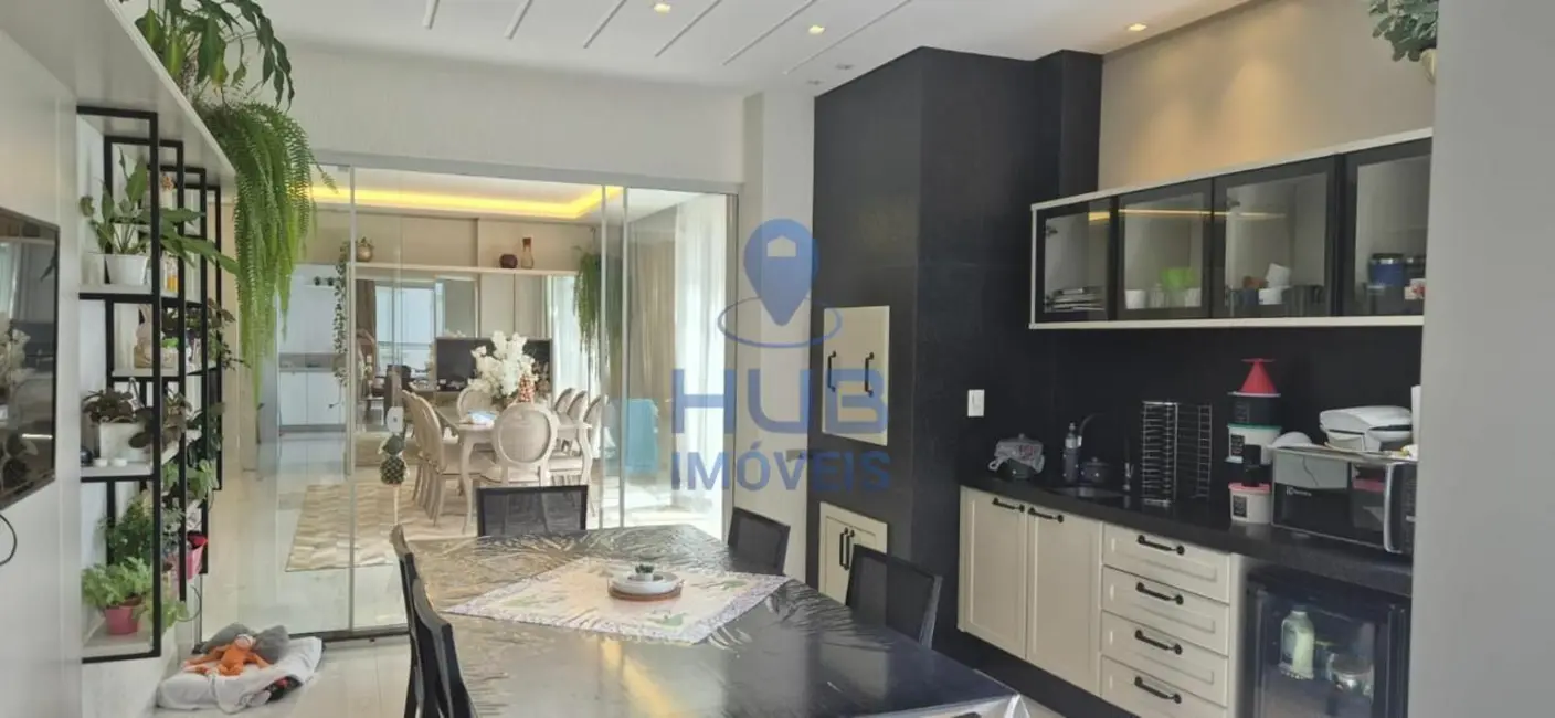 Foto 8 de Apartamento com 4 quartos à venda, 357m2 em Meia Praia, Itapema - SC