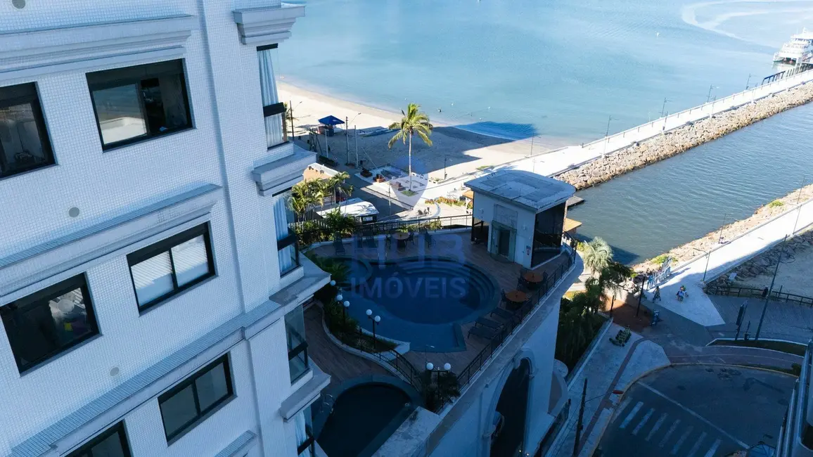 Apartamento com 4 quartos à venda, 365m2 em Itapema - SC - imagem 2 Foto 2 de Apartamento com 4 quartos à venda, 365m2 em Itapema - SC